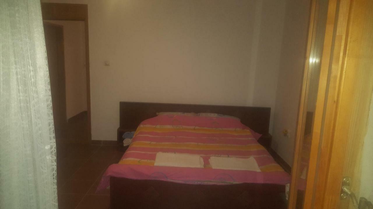 Aparthotel Darinka Ulcinj Zimmer foto